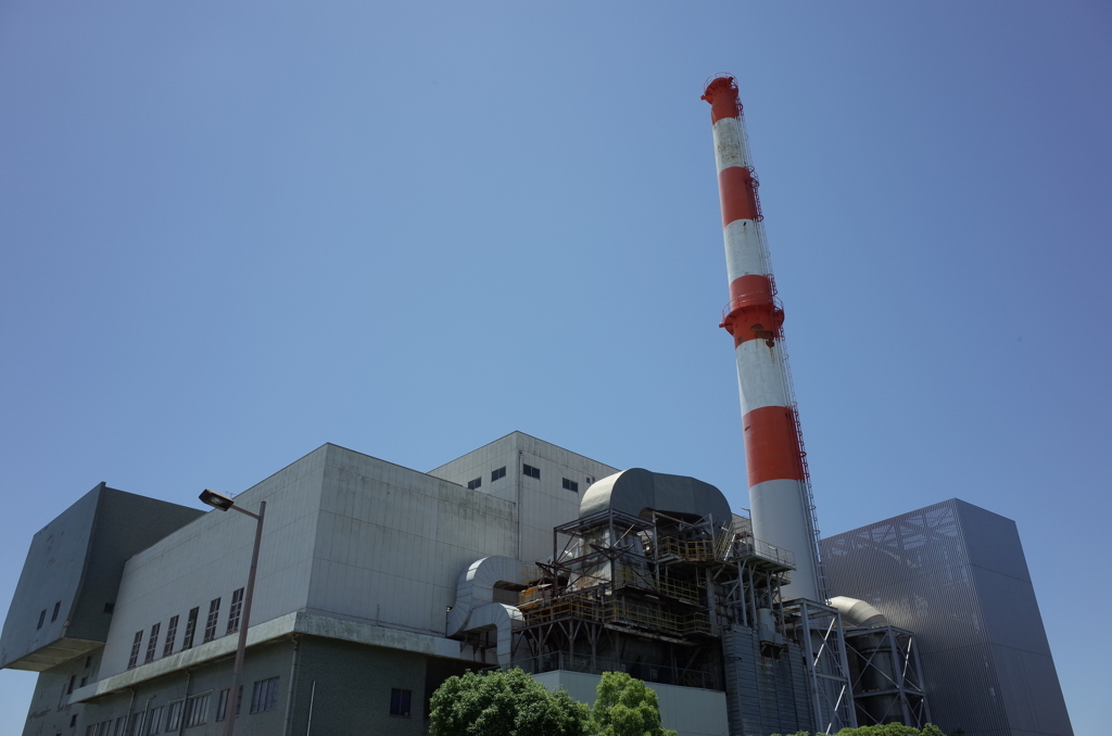 明るい廃墟　旧森ノ宮清掃工場　1