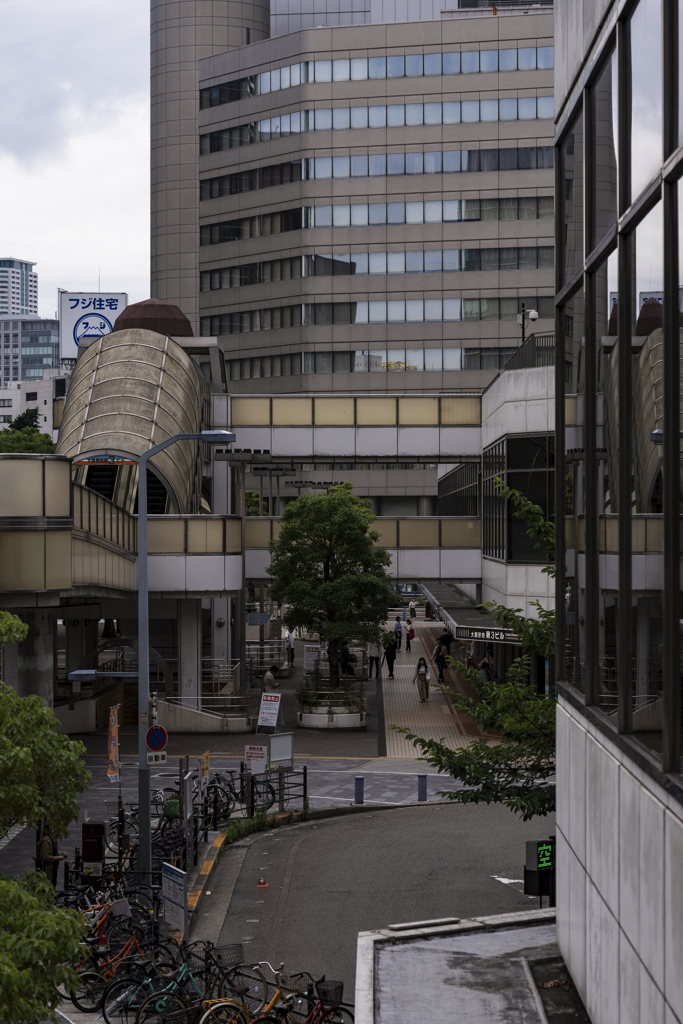 大阪駅前モダニズム