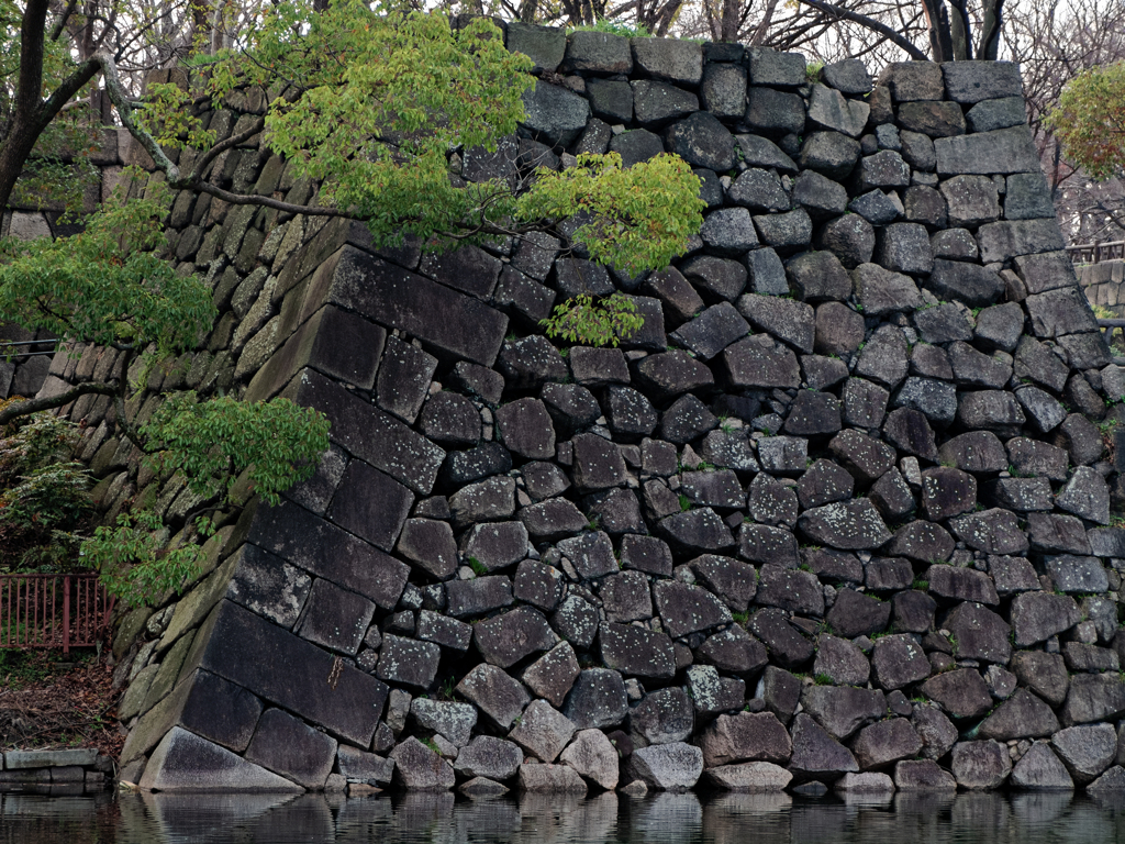 STONE WALL COMPOSITIONS