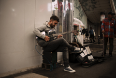街音樂 .