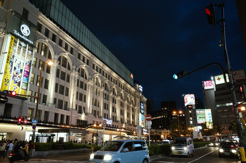 なんば駅前