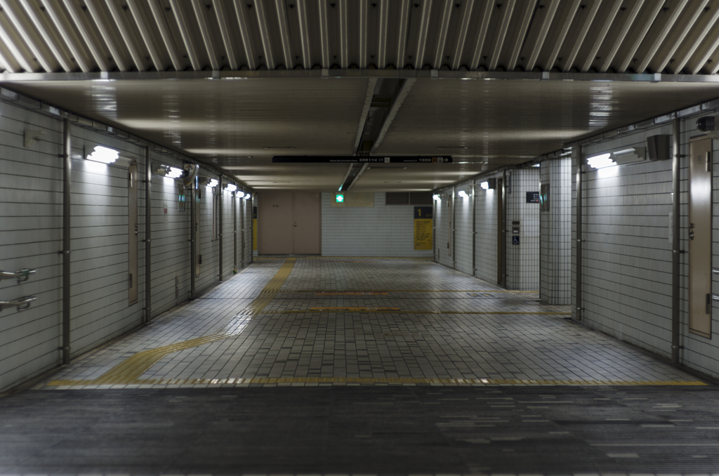 大阪市地下鉄駅の一般的な印象