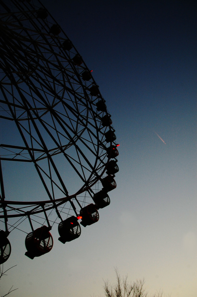 夕暮れの観覧車