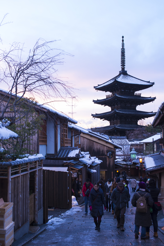 雪降る京都
