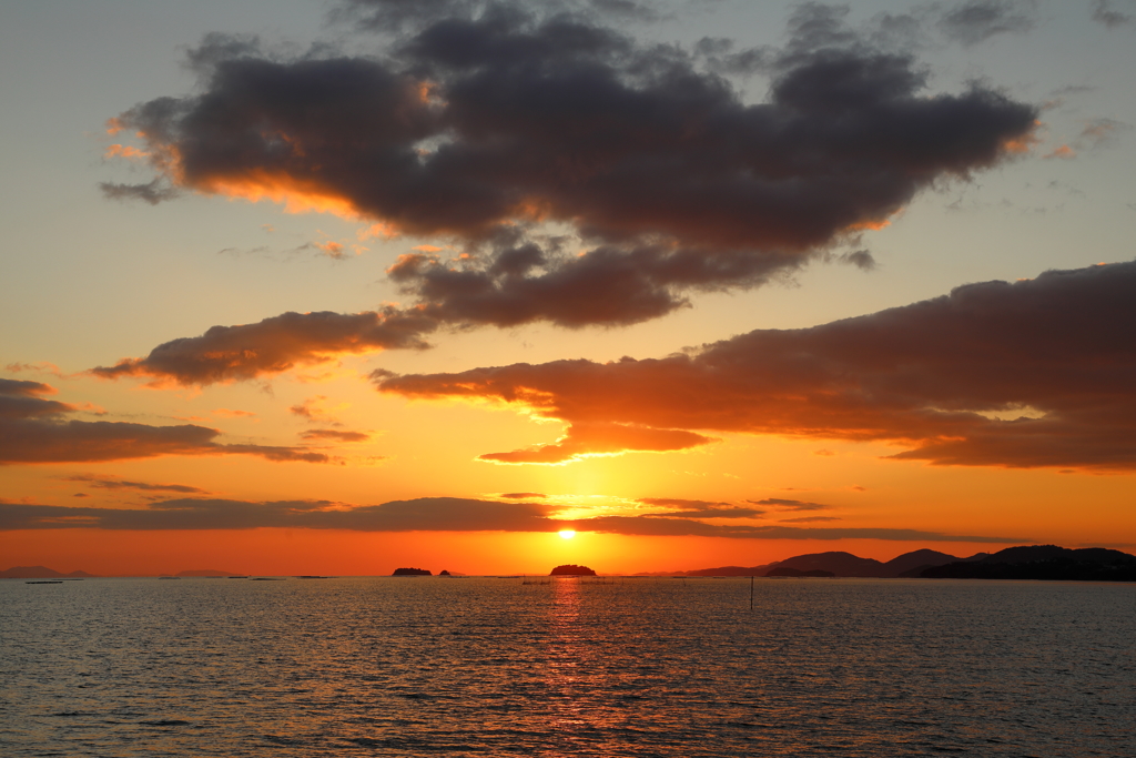 御津の夕日