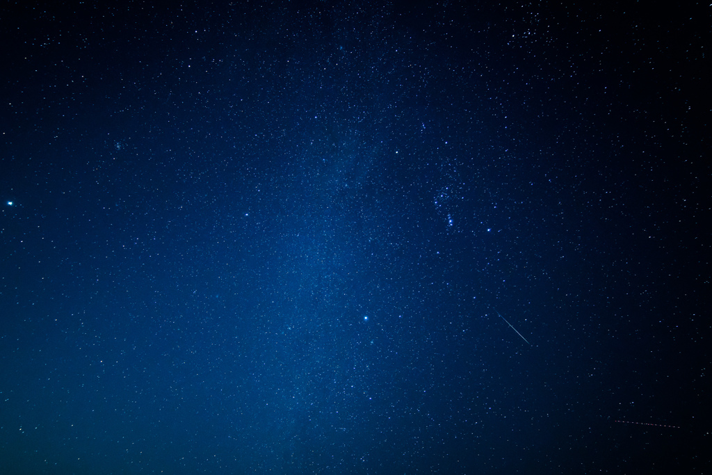 「冬の大三角形とふたご座流星群」
