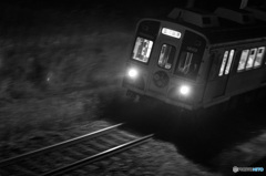 「夜行」