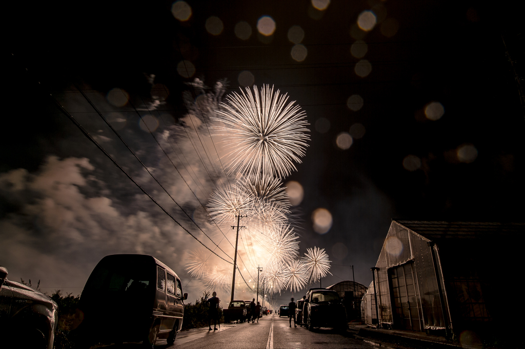 「雨中花火大会」