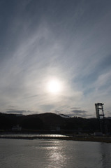 陸前高田市の海沿いから見た夕日