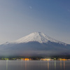 月明かりと富士山