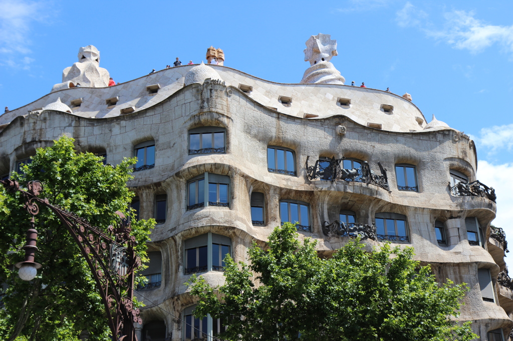 カサ・ミラ(Casa Milà)