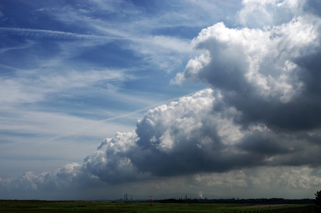 飛行場の雲