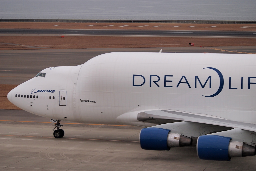 頑張れ！ B787