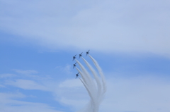 Blue Impulse delta roll
