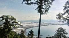 2013年、年始の琵琶湖と田園風景