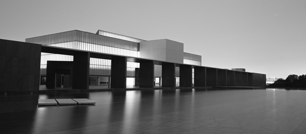 豊田市美術館