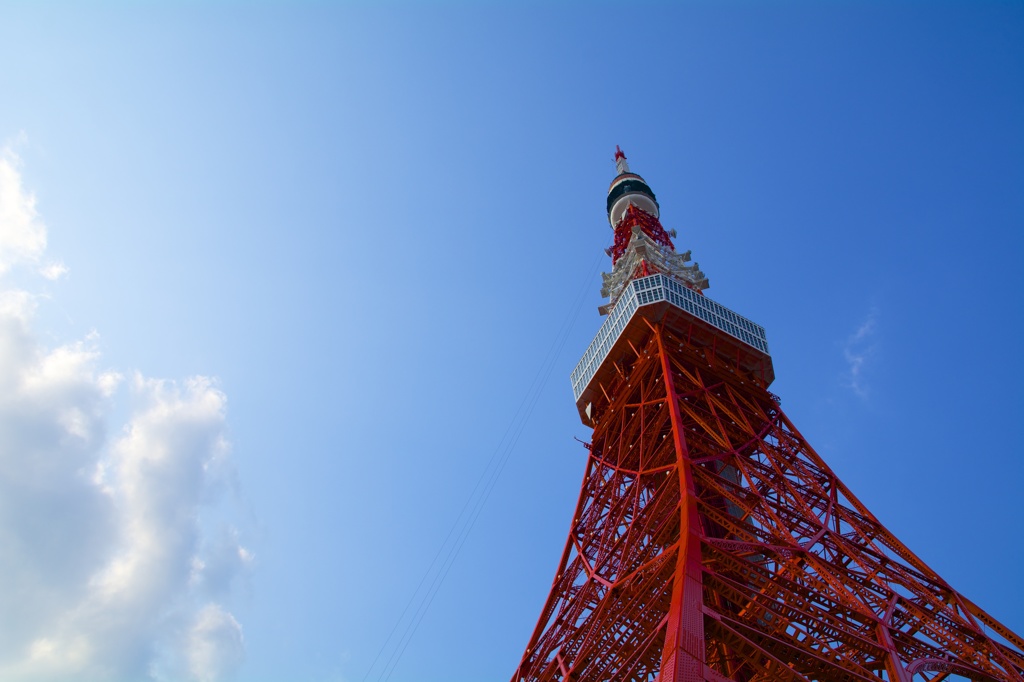 昼下がりの東京タワー