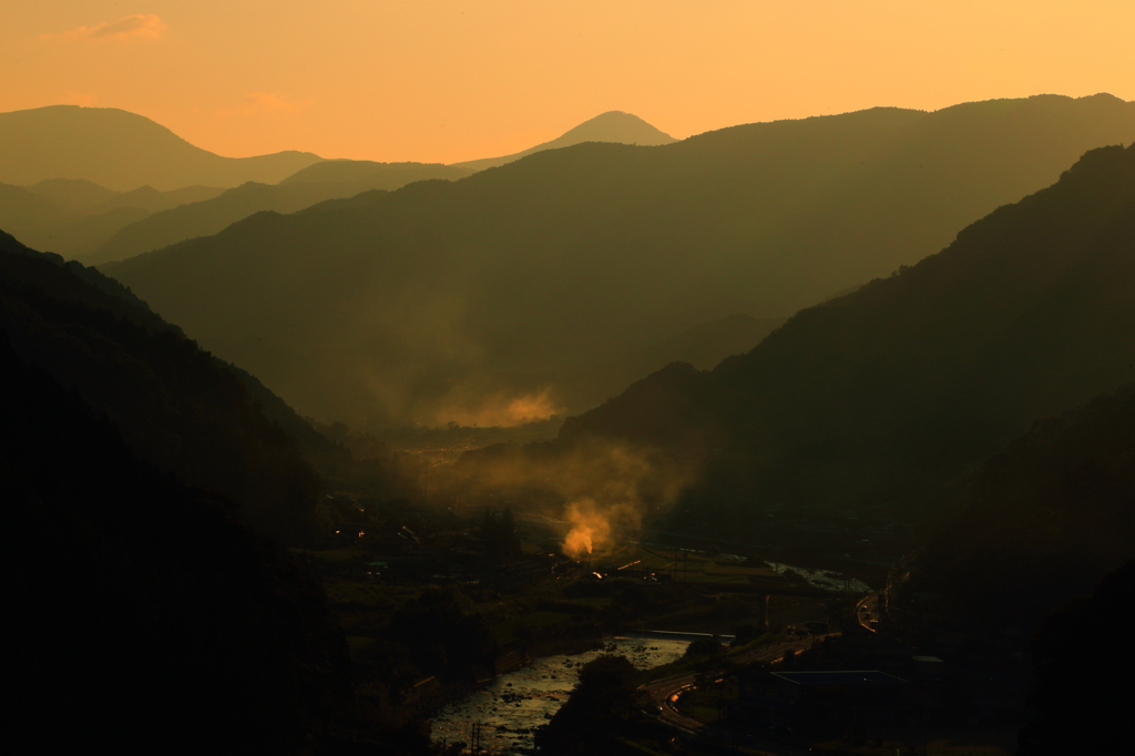 山あいの夕景2