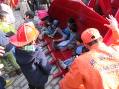 横浜消防出初式2013