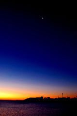 夜と朝のあいだ