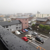 雨の朝