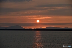 今日の宇部空港沖の夕日