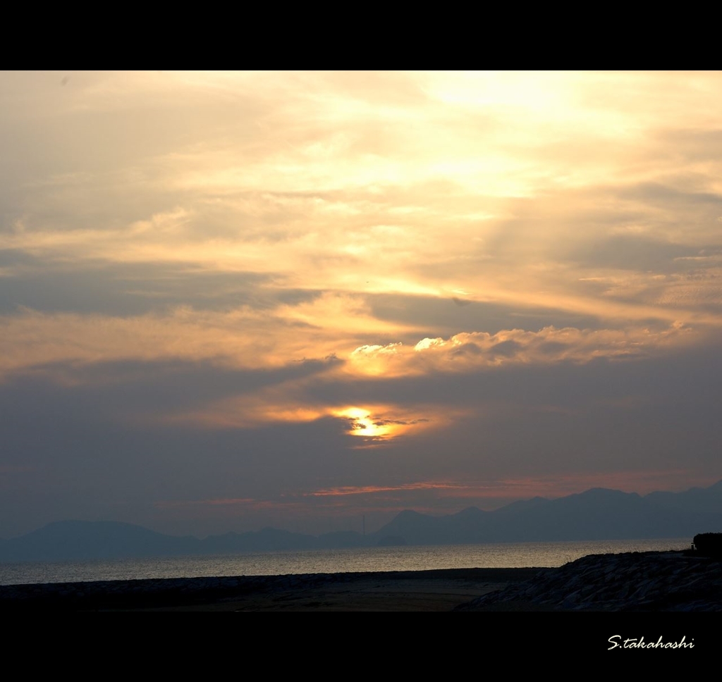 きららビーチの夕日