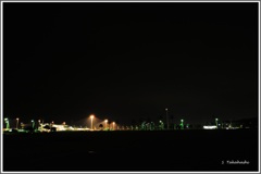 夜の空港駐車場