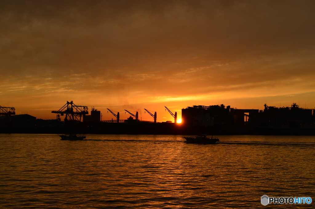 宇部港の夕陽