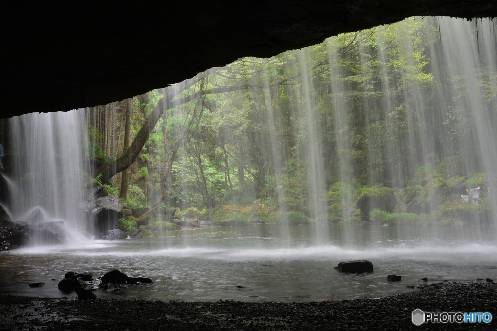 水のカーテン
