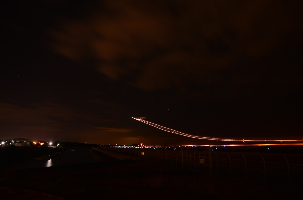 夜の宇部空港