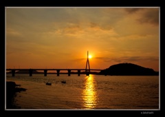 周防大橋と夕日