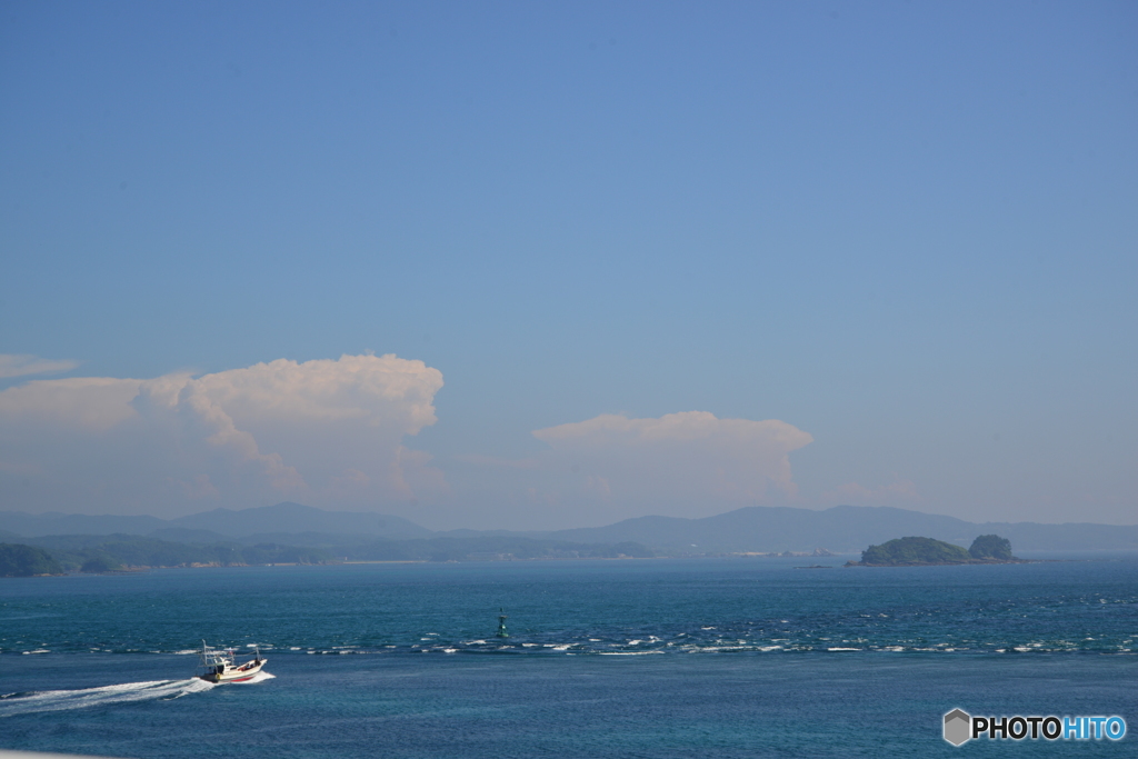 角島大橋からの海