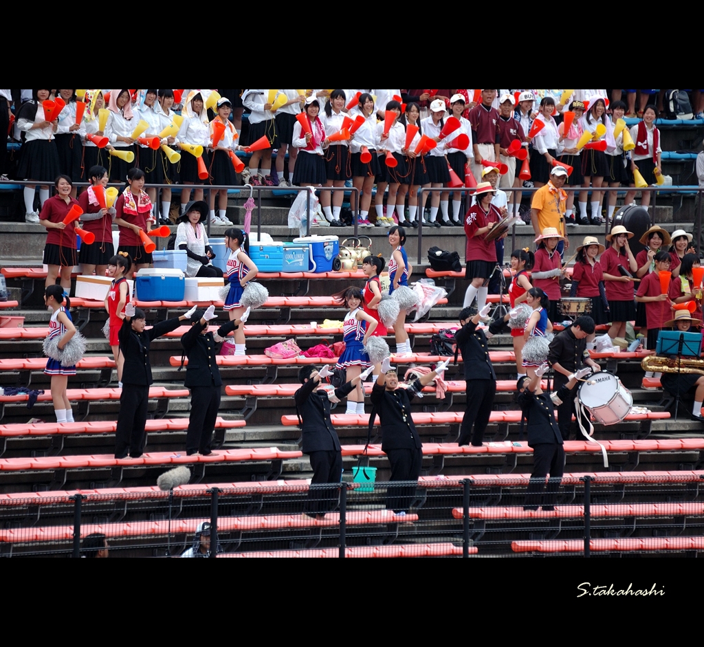夏の高校野球応援団