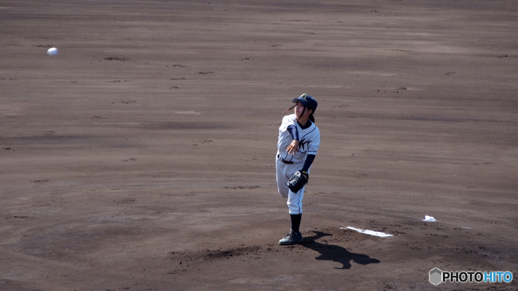 山口県夏の高校野球 始球式は地元女子