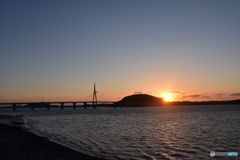 周防大橋と夕陽