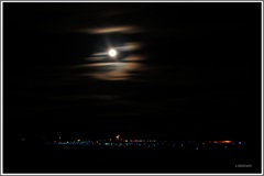 宇部空港の月夜