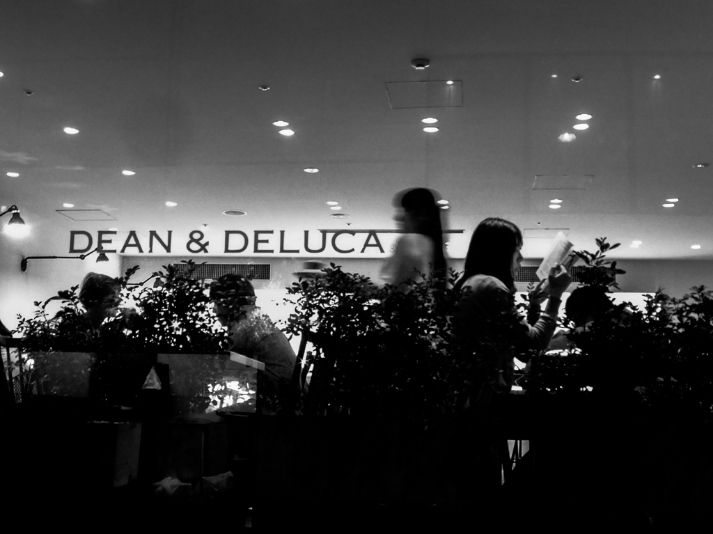 DEAN & DELUCA