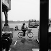 空港に自転車
