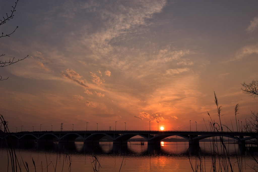 手賀沼　手賀沼大橋の夕景　　再up