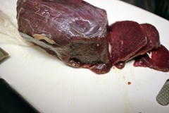 鹿肉もらった