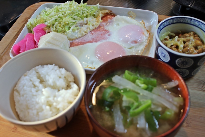 朝メシ