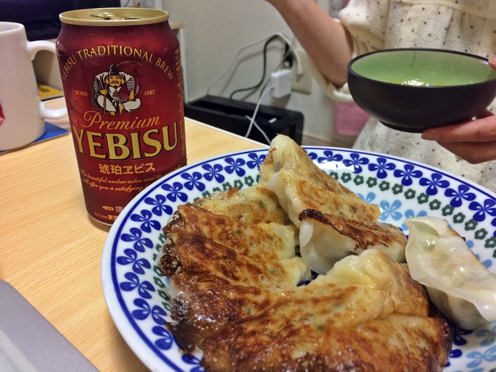 餃子とビール