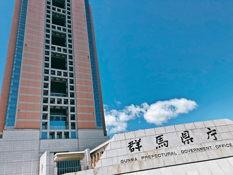 県庁で仕事