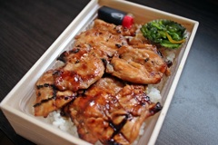 とり重弁当