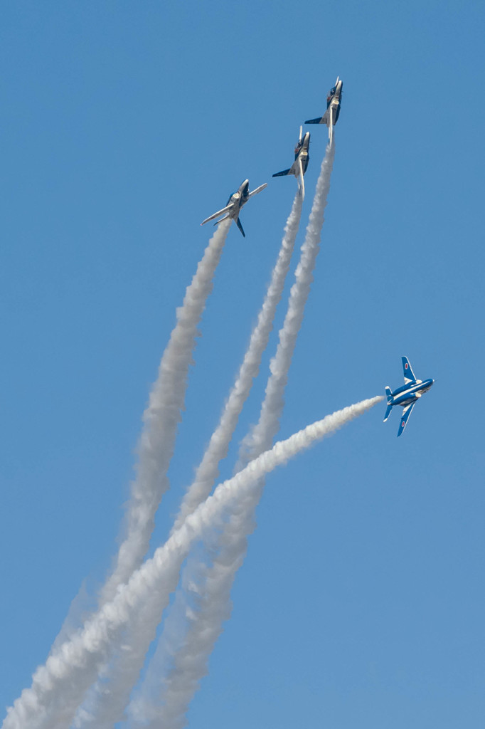 ブルーインパルス　入間基地航空祭2014　27/36