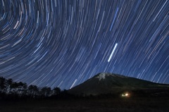 大山の夜空