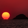  海士島の隣に沈む夕日