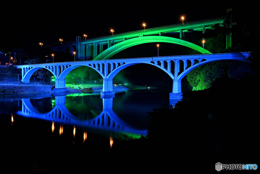 光のハーモニー ”青と緑の夢橋” 