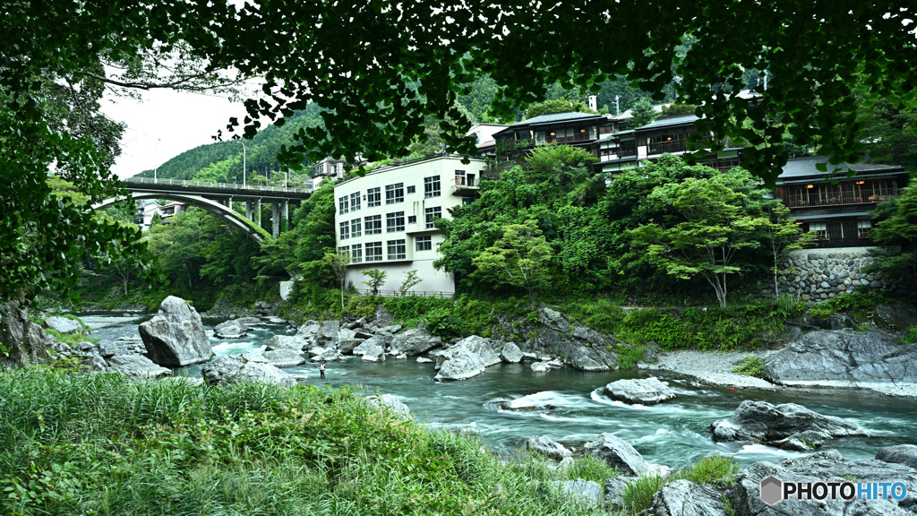 御岳渓谷沿いのお宿